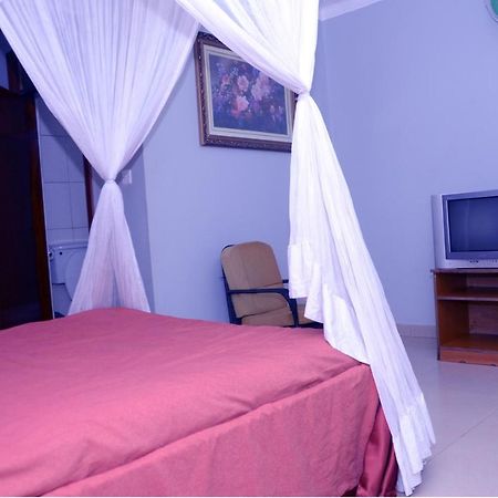 Jaguar Hotel Kampala Dış mekan fotoğraf